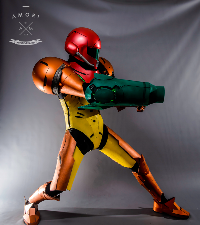 Illustration for article titled Superb Metroid Cosplay Makes Me Roll Into A Ball